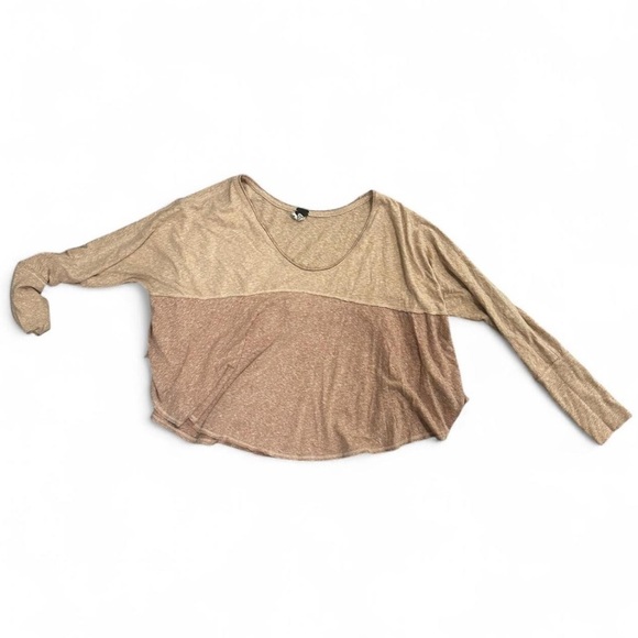 Free People Women's New Cloud Nine Drapey Boxy Color block Style Top Sz XS - Picture 3 of 6